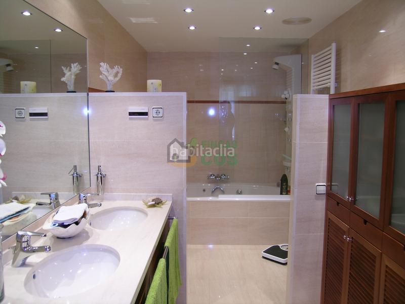 Foto b0e7df51-8485-4280-8bbe-4f63d20c30ba. Mas avec cheminée parking piscine dans Castellgalí