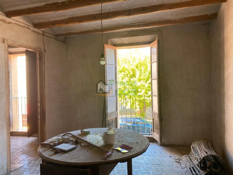 Foto 59af08d7-e527-4af2-b9c3-7fb10a5b5fb3. Casa con camino parcheggio in Vila-sana