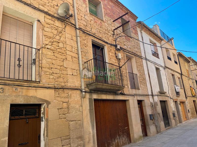 Foto a22c7061-f846-4d8f-94ed-332b3953b5f1. Casa amb calefacció aparcament a Vinaixa