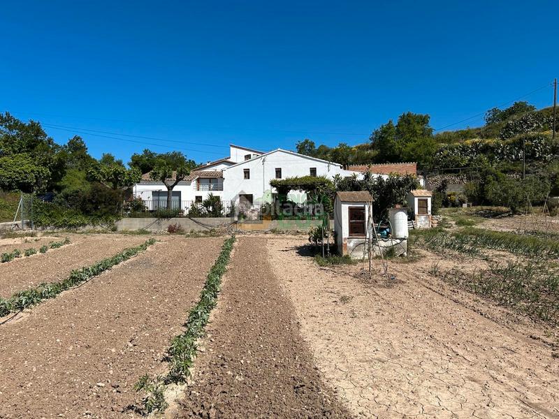 Foto e21e640a-c4e2-4c0d-a8a1-eda517851d62. Maison avec cheminée parking dans Font-rubí