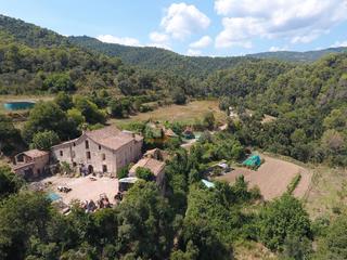 Casa  Carretera de rellinars. Masía en venta del siglo xvi con 194 hectáreas de terreno