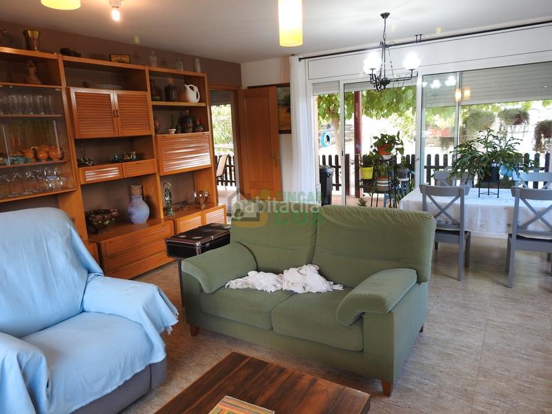 Foto 442fedd4-4348-41e4-8e9f-39aa483a9005. Chalet casa - torre en venta independiente a 4 vientos con jardín de 1.000 m2, en Querol