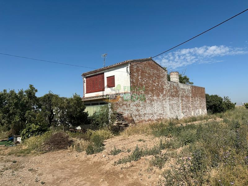 Foto f8270590-3a7b-4ab2-b55a-ca16a9b0e5fe. Haus mit kamin parking in Castellnou de Seana