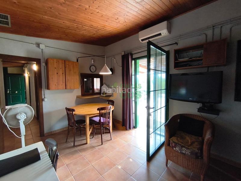 Foto 75ec5f75-43fb-4f7d-a634-aec34b73252d. Chalet with fireplace parking pool in Masdenverge