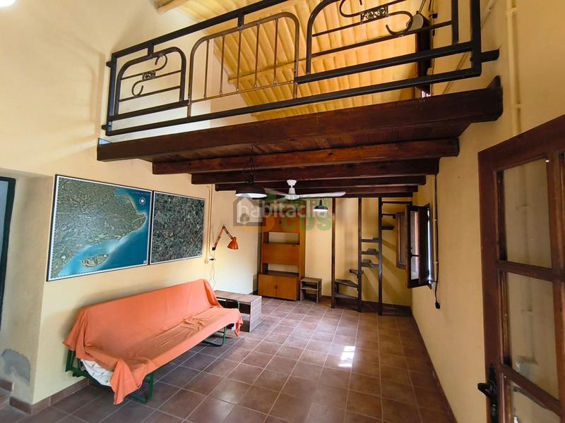 Foto 815f6a7f-8c61-4c6b-951d-9c8d92467606. Chalet with fireplace parking pool in Masdenverge