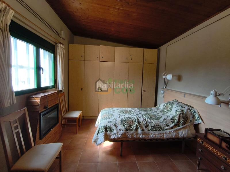 Foto cc529b50-23da-496d-b58d-daa7b14edd14. Chalet with fireplace parking pool in Masdenverge