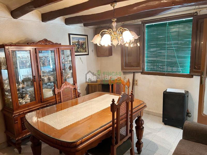 Foto 48897dc4-50ad-412e-a3f1-356d9416d016. Casa amb xemeneia a Montmell (El)