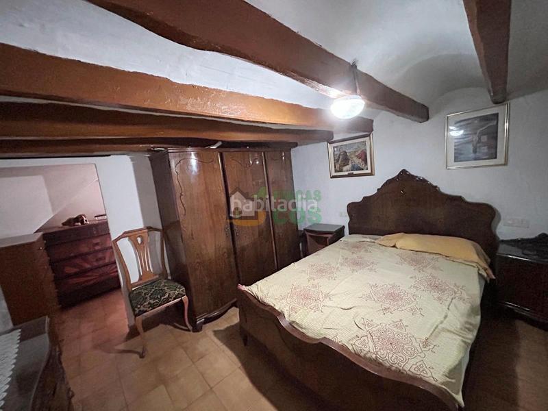Foto cad5a98f-708e-495c-a93c-81bf712a1954. Casa amb xemeneia a Montmell (El)