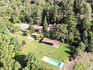 Casa a Alcover. Preciosa masia rural en venta con 52 has de terreno, muy bien si