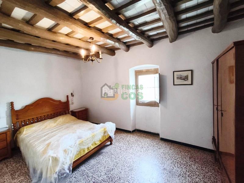 Foto fdb84e82-1e1d-4593-9a78-2bafcb9fd354. Casa amb xemeneia aparcament a Rellinars