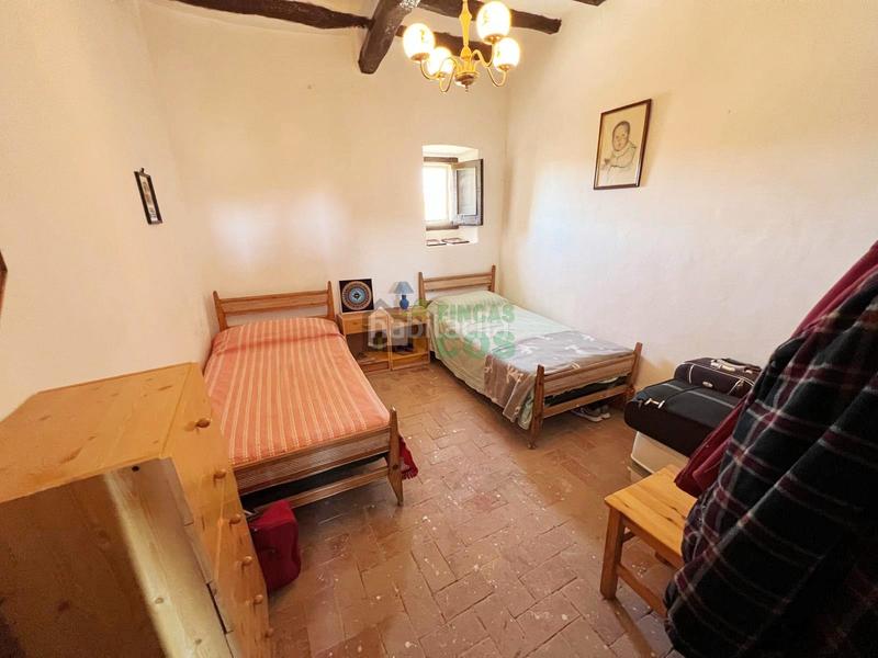 Foto d30be1b9-e5f2-47ba-9dbe-a55bbb74908c. Casa amb calefacció a Savallà del Comtat