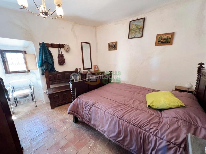 Foto f2fd889e-917e-45a9-956b-ca332957374c. Casa amb calefacció a Savallà del Comtat