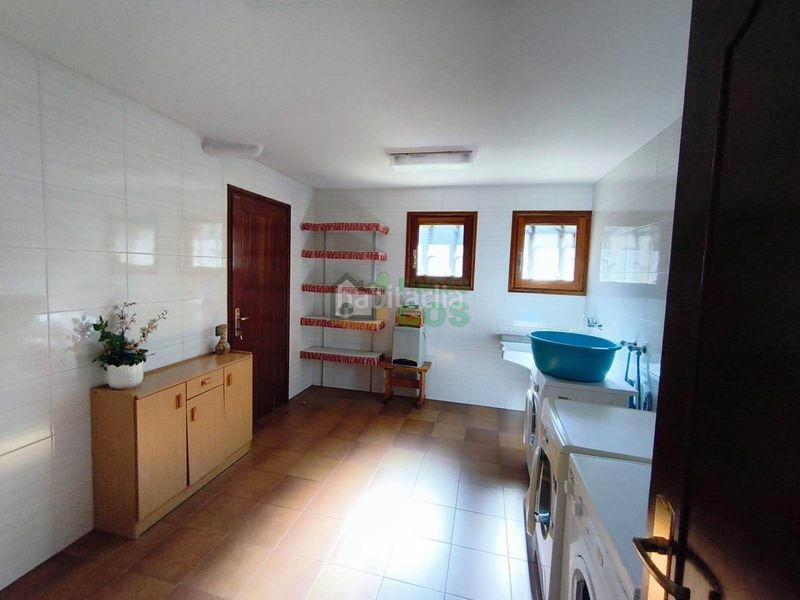 Foto d52e3655-60b0-4e34-b7ba-c64895c82a53. Casa amb xemeneia aparcament piscina a Nord Oest - Can Noguera Garriga (La)