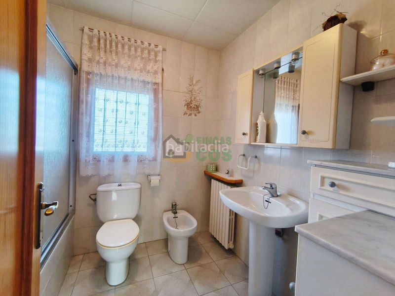 Foto 0d31f4a7-7e95-48e3-98de-3ab751cfa2e3. Casa amb xemeneia calefacció aparcament a Castellgalí