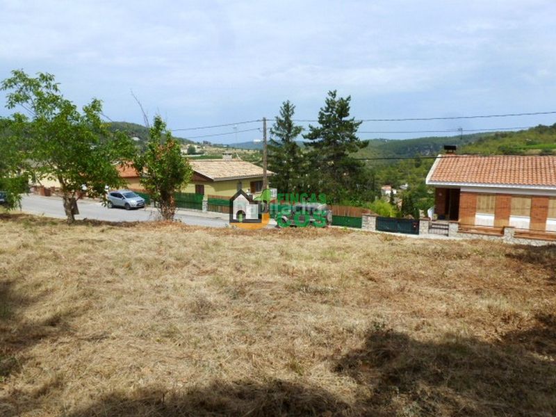 Foto 00bdd83a-6e9e-4725-9ecd-daeab18a7956. Terreno residencial terreno en venta de 1.400 m2, edificable para 2 casas en Pontons