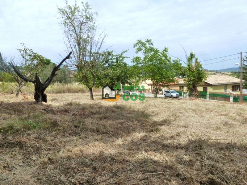 Foto ab9b2e75-1118-4178-8b20-c9e6f0b5aa26. Terreno residencial terreno en venta de 1.400 m2, edificable para 2 casas en Pontons