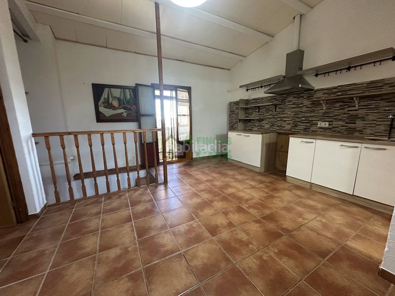 Foto 2f9cc58a-352e-4e6b-b0cf-824987d142d8. Casa amb xemeneia a Artesa de Segre