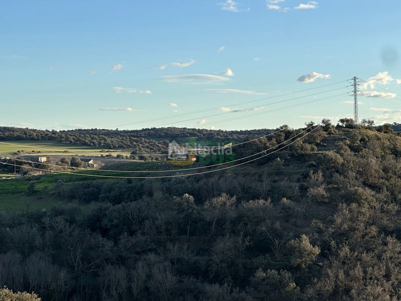 Foto f4790e2f-4be2-4845-af04-50f8139d8f65. Casa amb xemeneia a Artesa de Segre
