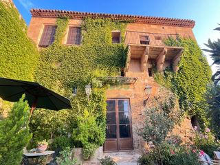 Casa  Carrer pou nou. Castillo medieval restaurado en la segarra: una joya histórica c