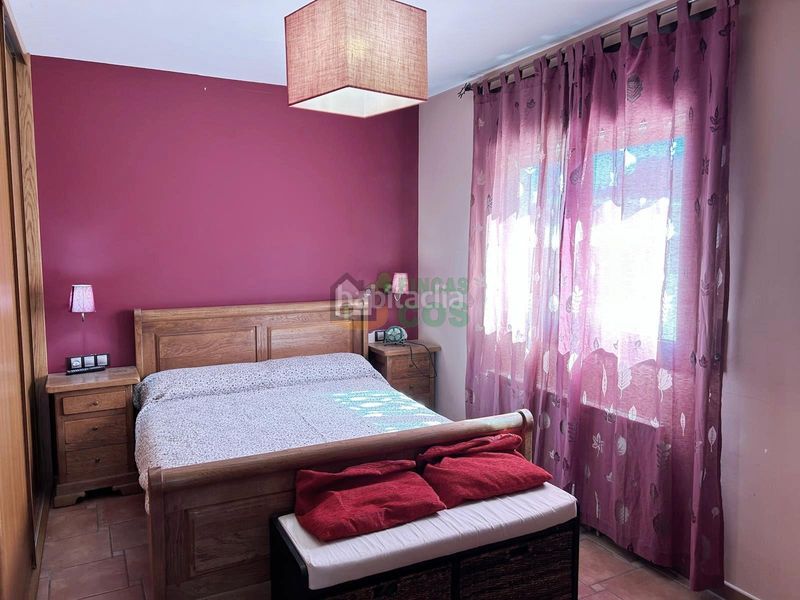 Foto 070631b0-2376-4fb3-bad8-d2d333151b00. Casa amb xemeneia aparcament piscina a Pontons