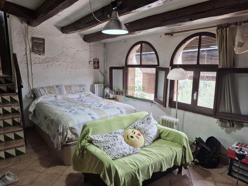 Foto 3533f4a7-ce71-463e-8ce3-97d185b9c087. Casa amb xemeneia calefacció aparcament a Corbera de Llobregat