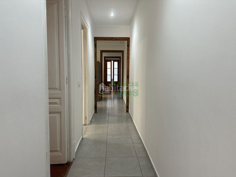Foto 27ea4d49-add2-4668-80f8-faf28eddfaf7. Piso en Raval Barcelona