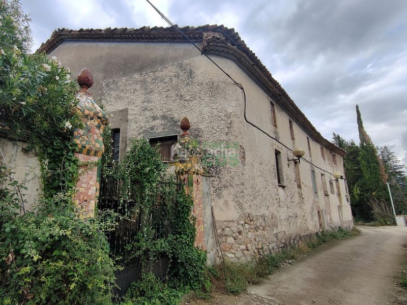 Foto b4e5d08c-287e-42c9-a80f-7a81747eaa40. Casa amb xemeneia a Alcover