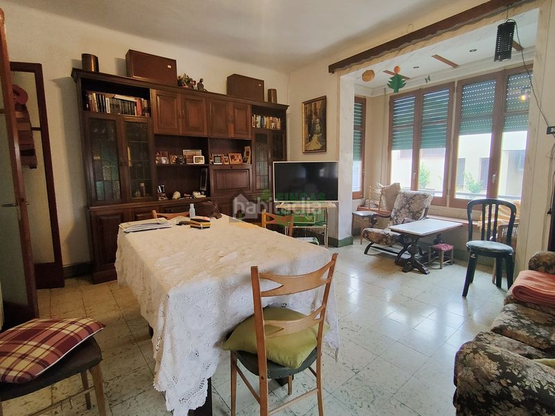 Foto 11e082b9-557d-4e00-b897-e32aba397a3b. Casa amb xemeneia a Benissanet