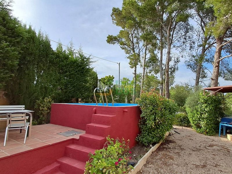 Foto 1522e6d6-245c-42df-8d33-9521a4d5a940. Casa amb xemeneia aparcament piscina a Poble Mont-roig del Camp