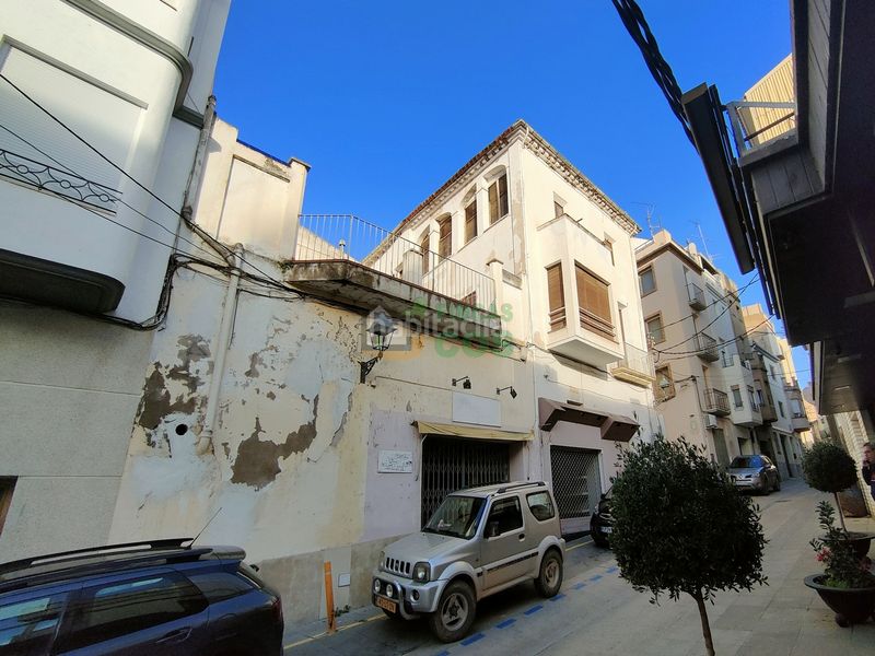 Foto 5408cd9d-b5d5-4889-a436-ae45d5a6d9da. Casa con camino in Móra d´Ebre