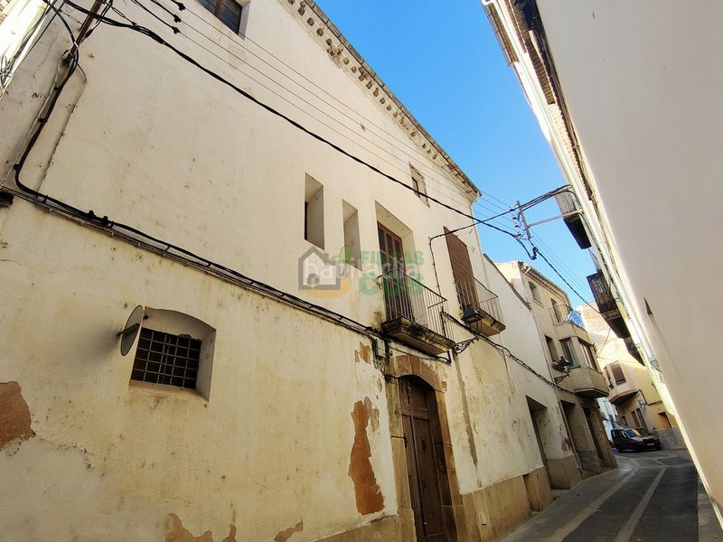Foto 939c7900-e5f4-41c1-839a-ec271bb280a8. Casa con camino in Móra d´Ebre