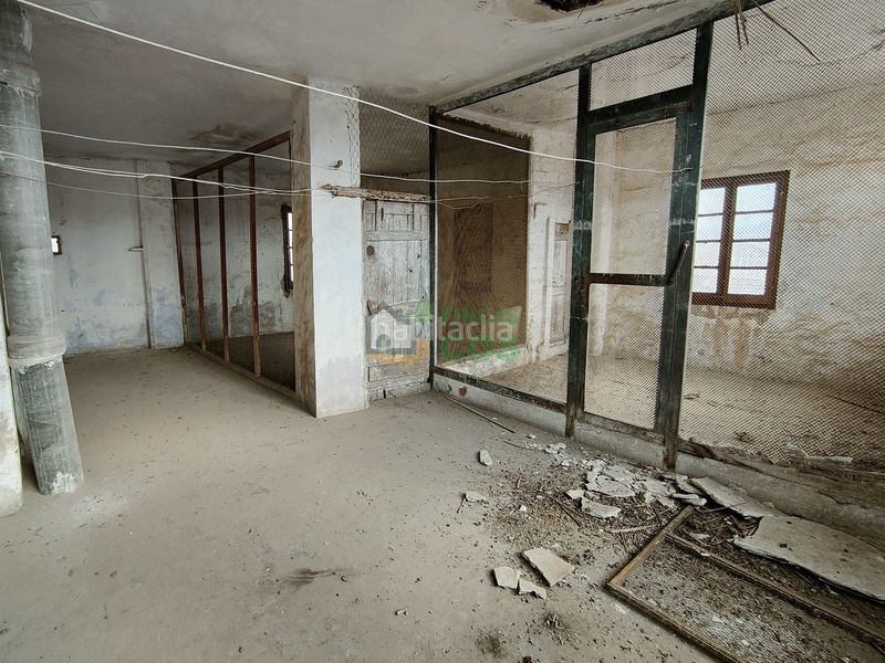 Foto a4d657fb-c113-4a91-8552-24239d1b03cf. Casa con camino in Móra d´Ebre