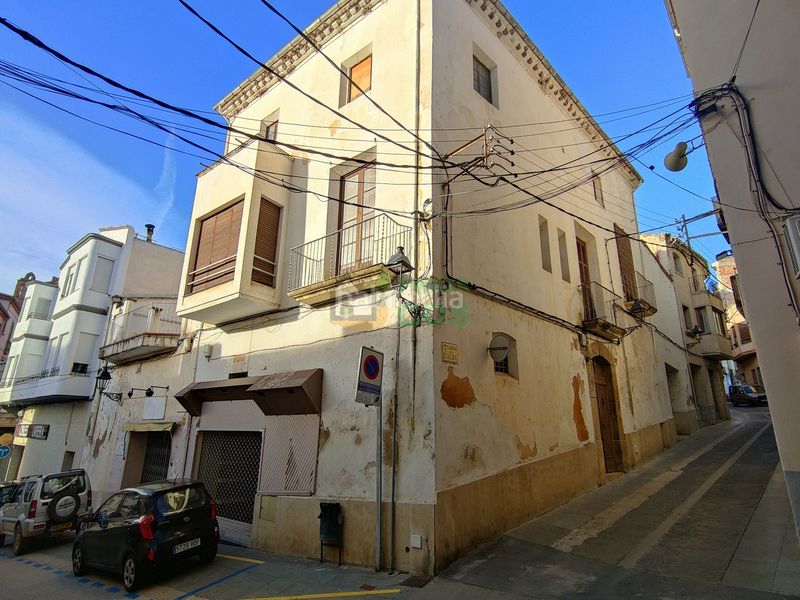 Foto aaa574c5-c40b-4df2-8f43-a1ed7f52a3f8. Casa con camino in Móra d´Ebre