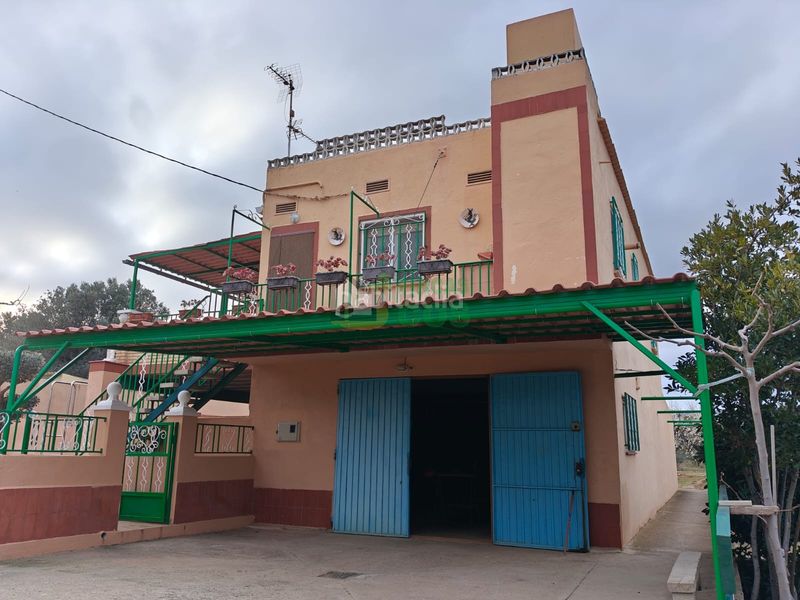 Foto 5261caf5-a21d-4529-86ac-73e18c1e7f34. Casa con riscaldamento parcheggio piscina in Riba-roja d´Ebre