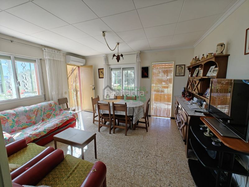 Foto f95b2e4a-bffe-4ba5-827e-8bf797acbaf2. Casa con riscaldamento parcheggio piscina in Riba-roja d´Ebre