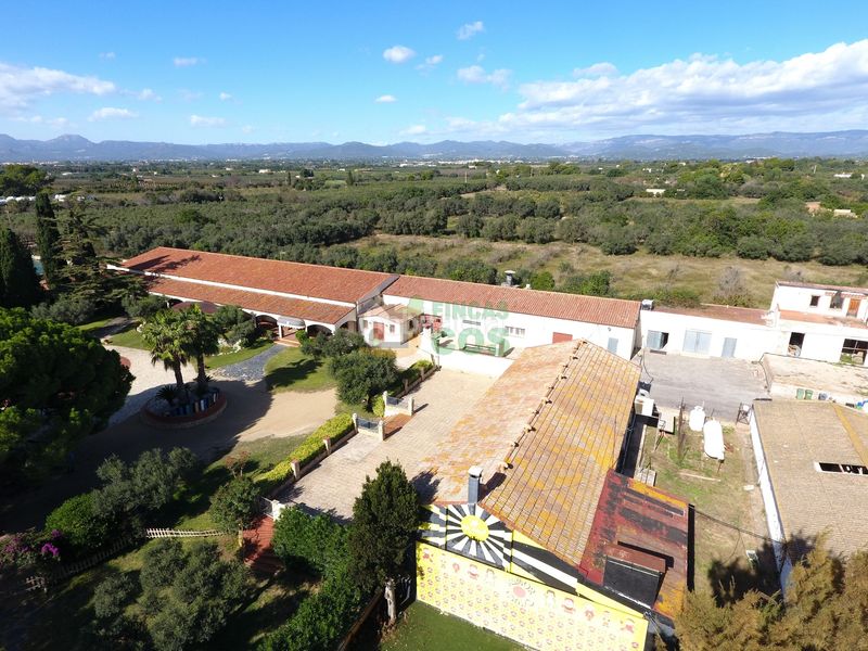 Foto b8b55894-bbc0-469e-9ad5-1396f53f59cd. Casa espectacular complejo para eventos, celebraciones de todo tipo, situado cerca de cambrils y de reus. lugar y finca especial. en Riudoms