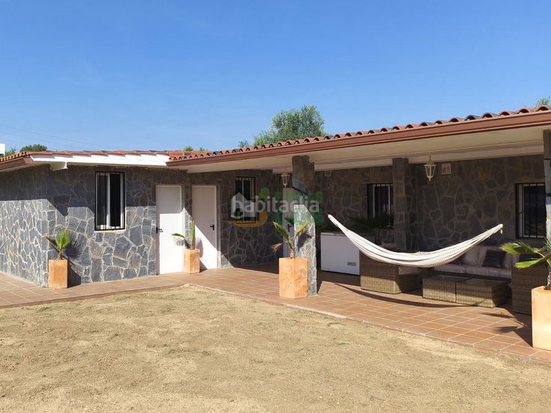 Foto 3806c6a7-adc8-4abc-8a03-c1bdbb4fc32b. Casa amb piscina a Piera