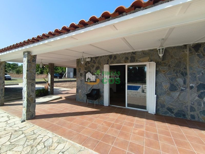 Foto 9e08eb8e-b1be-443f-ab5a-f96e1cc2ad56. Casa amb piscina a Piera