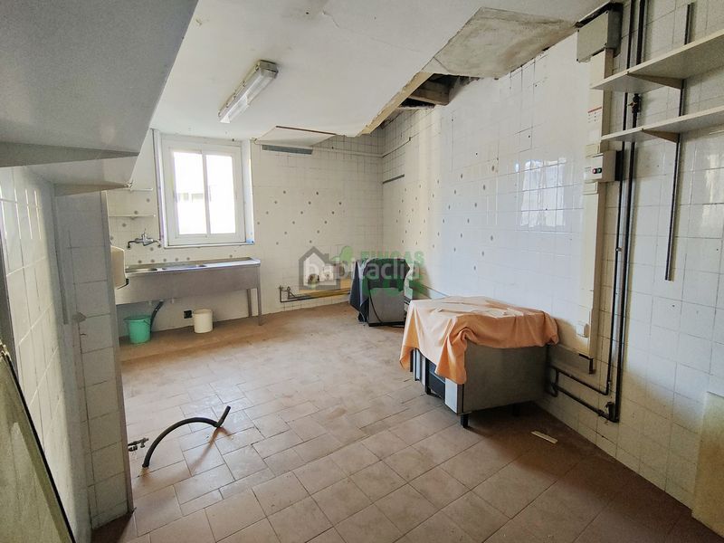 Foto 020f92dc-2a64-448d-aaca-b0b082ee2dea. Casa  de pueblo en venta de grandes dimensiones, muy bien situada ideal para cualquier tipo de negocio o vivienda alquilando. en Riudoms