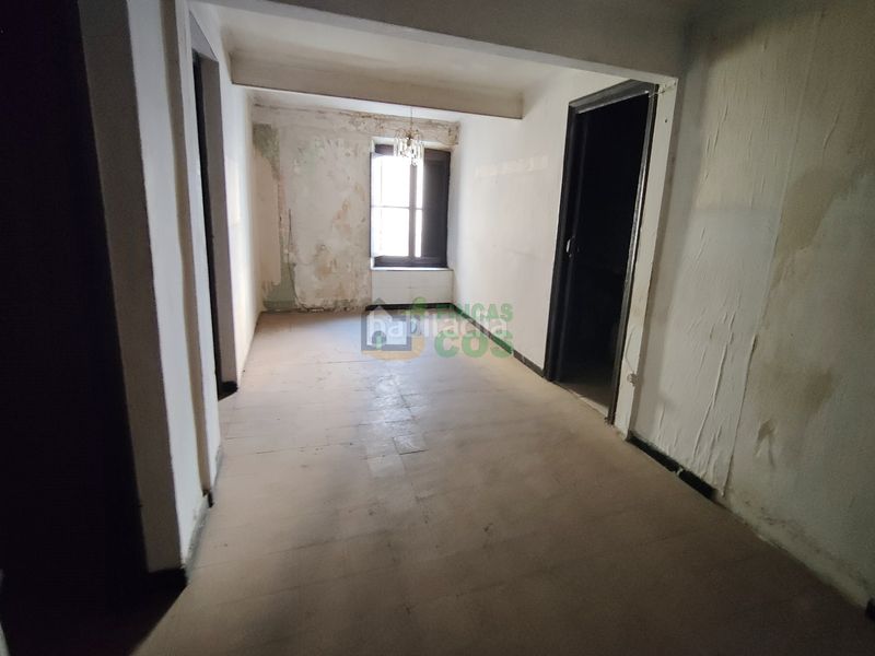Foto 27bf9b35-1708-4883-af0e-aa4b7d7674cc. Casa  de pueblo en venta de grandes dimensiones, muy bien situada ideal para cualquier tipo de negocio o vivienda alquilando. en Riudoms