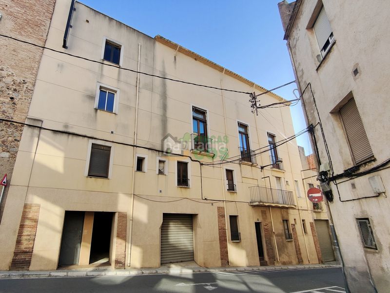 Foto 609e1681-7b6c-4a23-aeea-7199889bf39a. Casa amb xemeneia aparcament a Riudoms