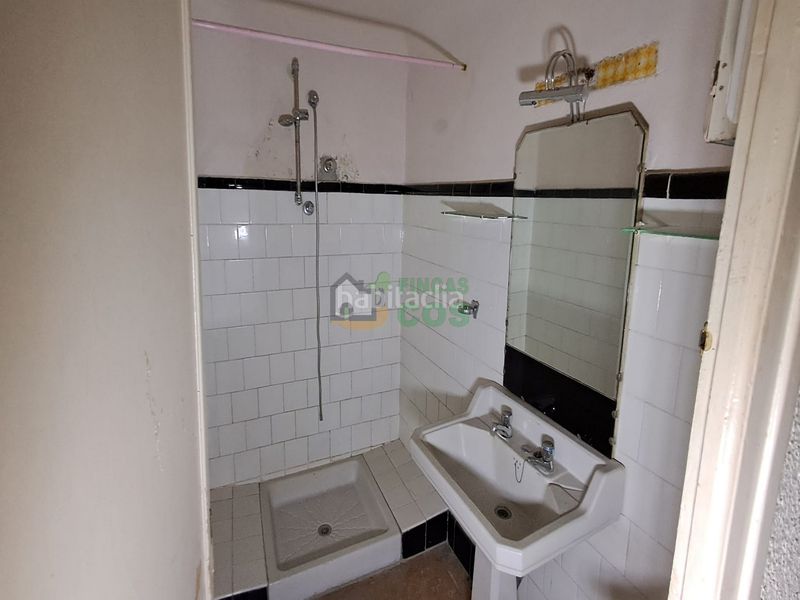 Foto a883abe4-3104-4c4a-ab69-a225506158ab. Casa  de pueblo en venta de grandes dimensiones, muy bien situada ideal para cualquier tipo de negocio o vivienda alquilando. en Riudoms