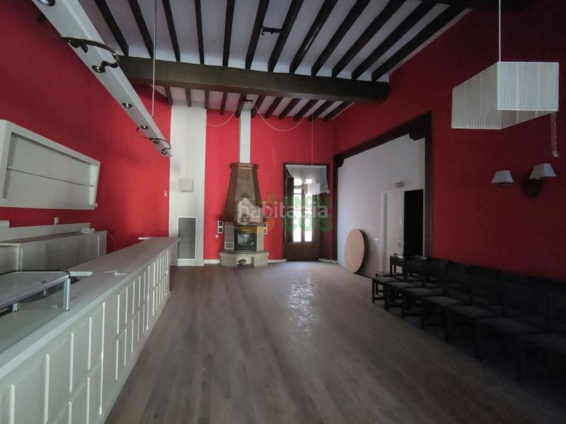 Foto c87a3a7b-71a7-4e55-88fb-089672a8fcea. Casa amb xemeneia aparcament a Riudoms