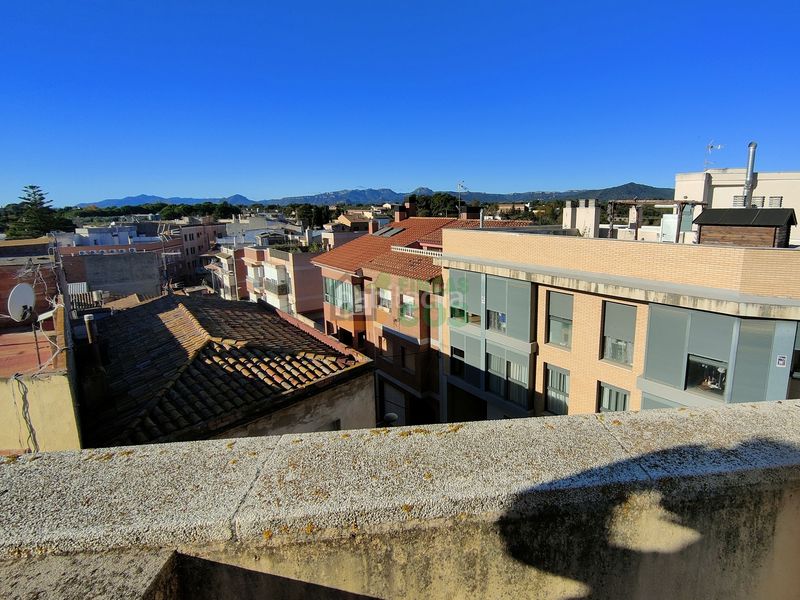 Foto c9946db3-fe35-407d-905b-b7d2c3ed4f1c. Casa amb xemeneia aparcament a Riudoms