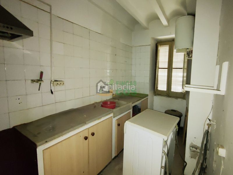 Foto db0a1e19-9d79-47da-86cd-6cbd6692e468. Casa  de pueblo en venta de grandes dimensiones, muy bien situada ideal para cualquier tipo de negocio o vivienda alquilando. en Riudoms