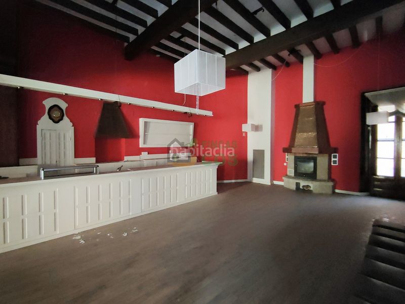 Foto e940c31d-7342-4fc9-a7bb-fcfeee93a31f. Casa amb xemeneia aparcament a Riudoms