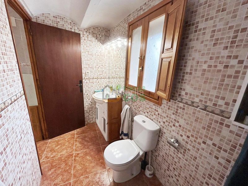 Foto b4a75896-5ef5-4cc3-8972-dd0c4258032d. Casa con camino in Querol