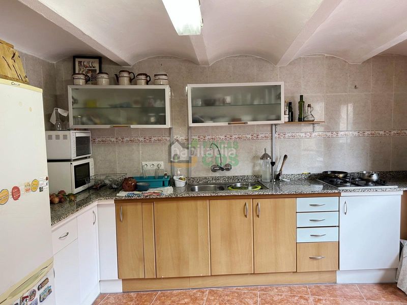 Foto cf9d5ab4-f02c-41ed-8717-52dd0cdc95ad. Casa con camino in Querol