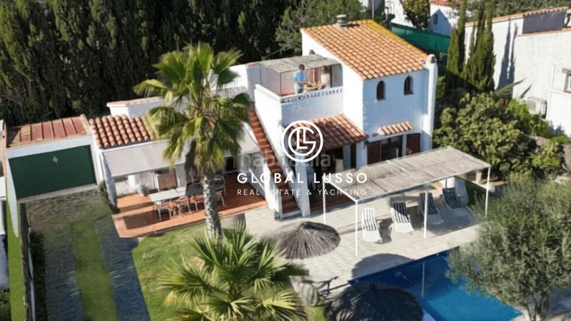 Foto bd588755-9b0c-4ef8-b261-122c29d00668. Casa amb xemeneia calefacció aparcament piscina a Castelló d´Empúries