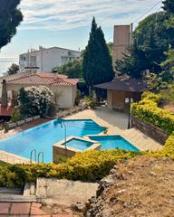 Chalet  Carretera port de la selva. Exclusiva propiedad en primera línea de mar en llançà con acceso